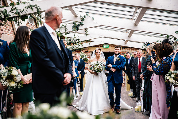 Foxtail Barns Wedding Photography - Jill & Chris-296