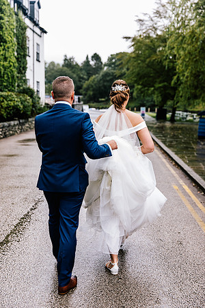 Newby Bridge Wedding Photography - Laura & Ryan-516