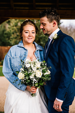 Hanbury Barn Wedding Photography - Hannah & Adam-521