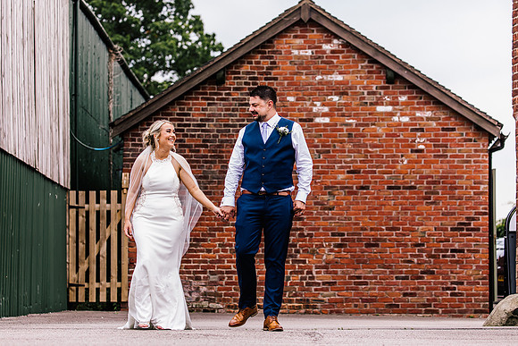 Sandhole Oak Barn Wedding Photography - Becky & Sam-441