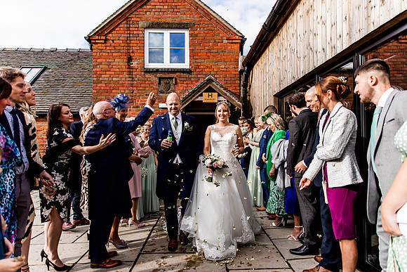 Hanbury Barn Wedding Photography - Laura & Phil-394