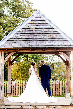 Hanbury Barn Wedding Photography - Laura & Phil-566
