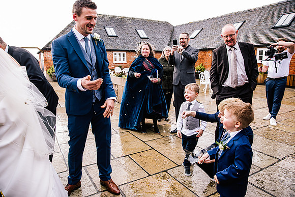 Hanbury Barn Wedding Photography - Hannah & Adam-402