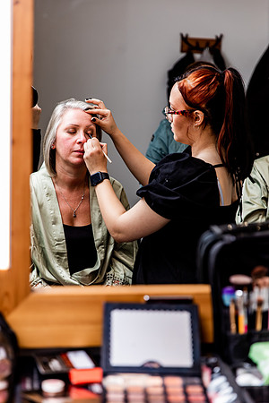 Hanbury Barn Wedding Photography - Laura & Phil-60