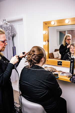 Hanbury Barn Wedding Photography - Hannah & Adam-47