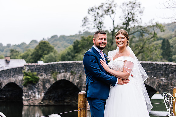 Newby Bridge Wedding Photography - Laura & Ryan-459