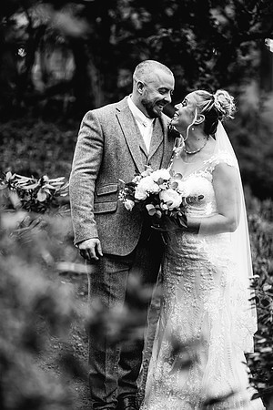 Foxtail Barns Wedding Photography - Kate & Jonathon-547
