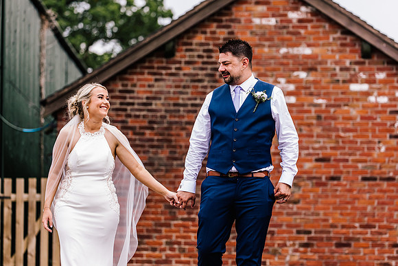 Sandhole Oak Barn Wedding Photography - Becky & Sam-443
