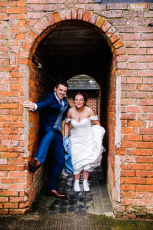 Hanbury Barn Wedding Photography - Hannah & Adam-570