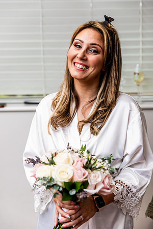 Hanbury Barn Wedding Photography - Laura & Phil-111