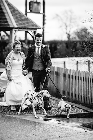 Hanbury Barn Wedding Photography - Hannah & Adam-611
