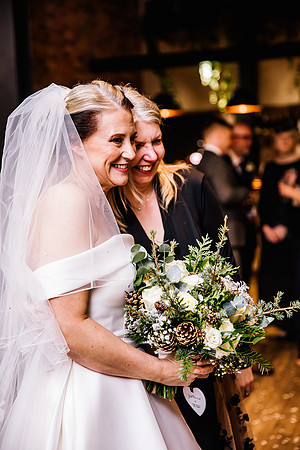 Foxtail Barns Wedding Photography - Jill & Chris-566