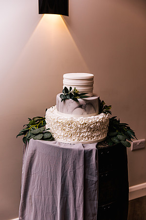 Hanbury Barn Wedding Photography - Hannah & Adam-256
