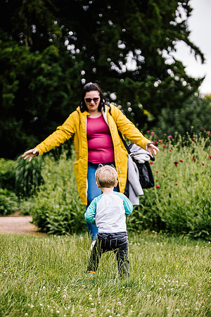 Engagement-Family Shoot at Trentham Gardens-29