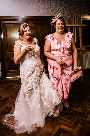 Jane & David - Gift Of A Wedding - Moat House Acton Trussell-315