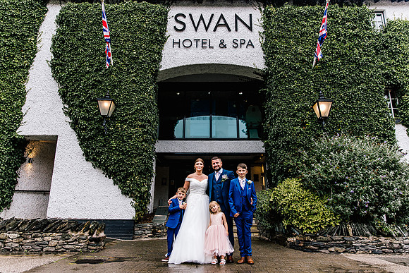 Newby Bridge Wedding Photography - Laura & Ryan-491
