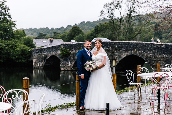 Newby Bridge Wedding Photography - Laura & Ryan-452