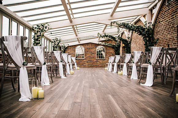 Foxtail Barns Wedding Photography - Jill & Chris-85