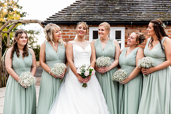 Hanbury Barn Wedding Photography - Laura & Phil-428
