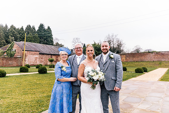 Foxtail Barns Wedding Photography - Kate & Jonathon-562