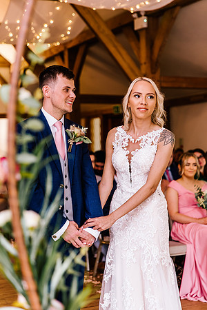 Sandhole Oak Barn Wedding Photography - Caitlin & Shane-329