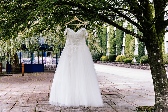 Newby Bridge Wedding Photography - Laura & Ryan-30