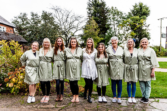 Hanbury Barn Wedding Photography - Laura & Phil-153