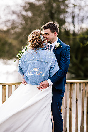 Hanbury Barn Wedding Photography - Hannah & Adam-564