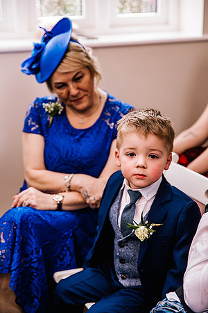 Hanbury Barn Wedding Photography - Hannah & Adam-344