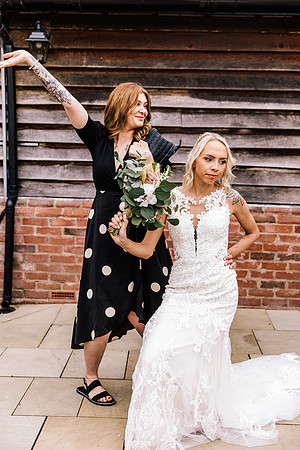 Sandhole Oak Barn Wedding Photography - Caitlin & Shane-485