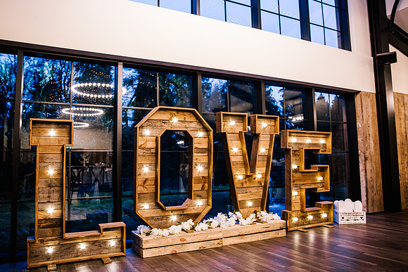 Foxtail Barns Wedding Photography - Jill & Chris-548