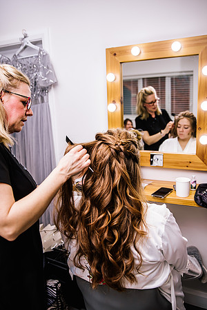 Hanbury Barn Wedding Photography - Hannah & Adam-121