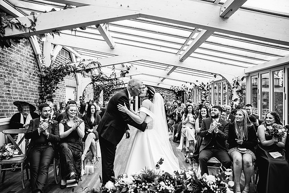 Foxtail Barns Wedding Photography - Jill & Chris-348