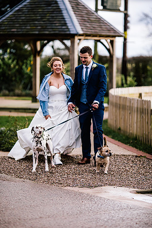 Hanbury Barn Wedding Photography - Hannah & Adam-604