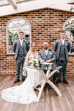 Foxtail Barns Wedding Photography - Kate & Jonathon-361