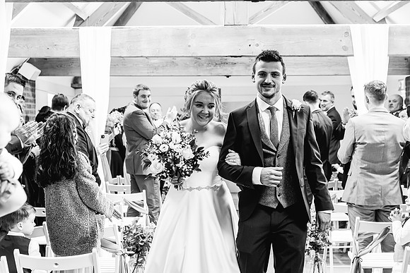 Hanbury Barn Wedding Photography - Hannah & Adam-371