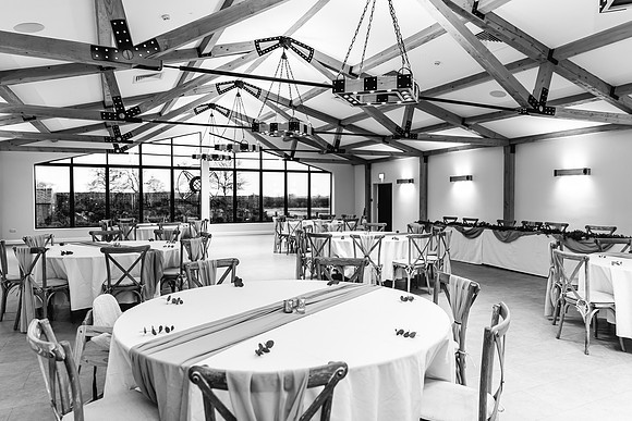 Hanbury Barn Wedding Photography - Hannah & Adam-260