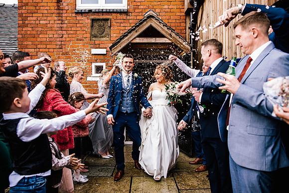 Hanbury Barn Wedding Photography - Hannah & Adam-380