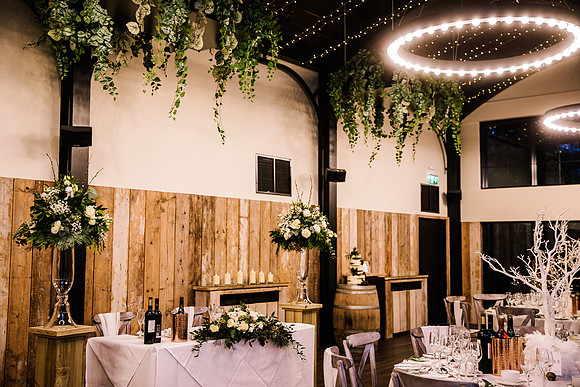 Foxtail Barns Wedding Photography - Jill & Chris-545