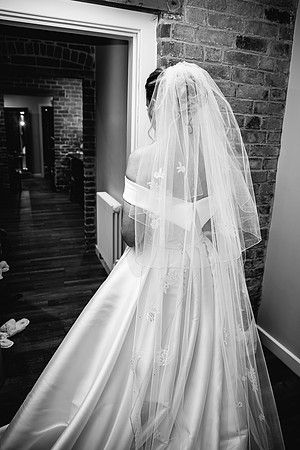 Foxtail Barns Wedding Photography - Jill & Chris-197