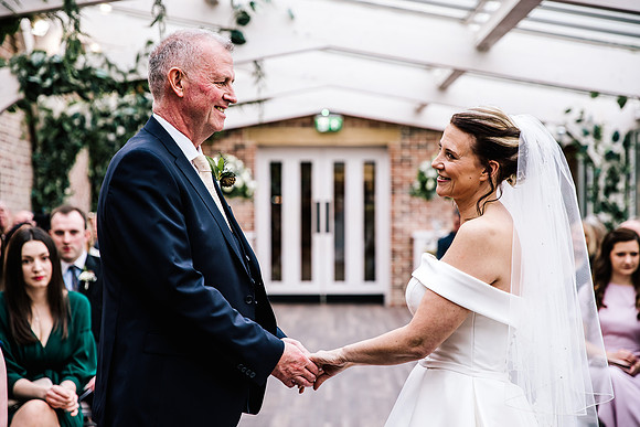 Foxtail Barns Wedding Photography - Jill & Chris-326