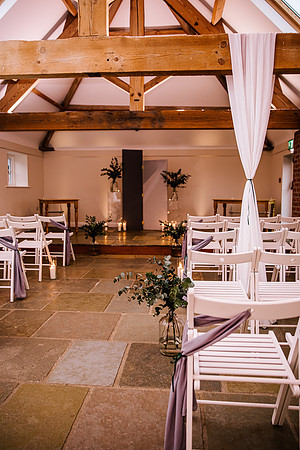 Hanbury Barn Wedding Photography - Hannah & Adam-251