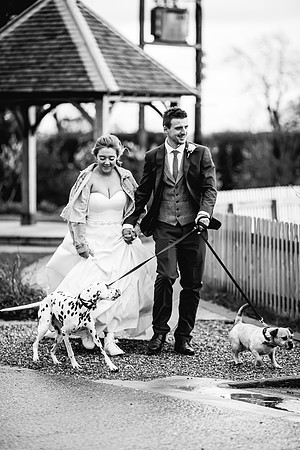 Hanbury Barn Wedding Photography - Hannah & Adam-608