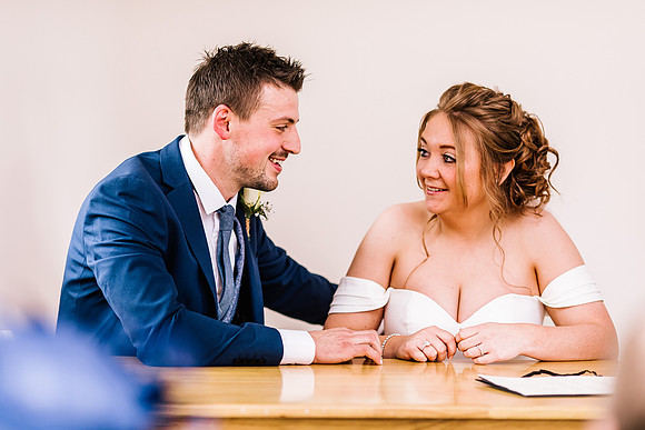 Hanbury Barn Wedding Photography - Hannah & Adam-357