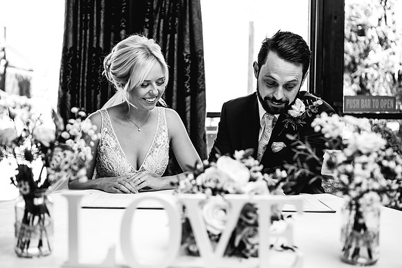 Three Horseshoes Wedding Photography - Staffordshire Weddding Photographer - Laura & Louis-281