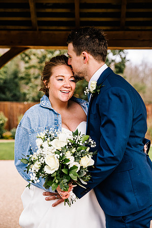 Hanbury Barn Wedding Photography - Hannah & Adam-523