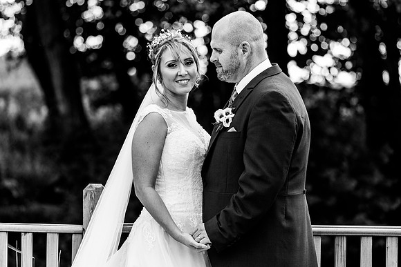 Hanbury Barn Wedding Photography - Laura & Phil-603
