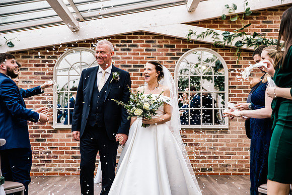 Foxtail Barns Wedding Photography - Jill & Chris-377