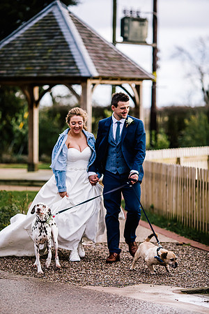 Hanbury Barn Wedding Photography - Hannah & Adam-606