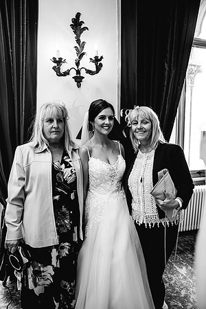 Walton Hall Wedding Photography - Staffordshire Wedding Photographer.-411